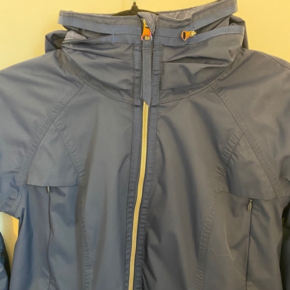 LULULEMON Fo Drizzle Rain Jacket Deep Navy Blue Zip Front Women's Size 6 RARE/24 - Picture 6 of 9